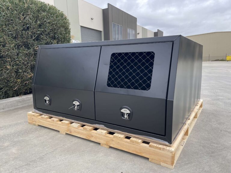 Dual Cab Black Alloy Ute Canopy with Dog BoxKylin Campers