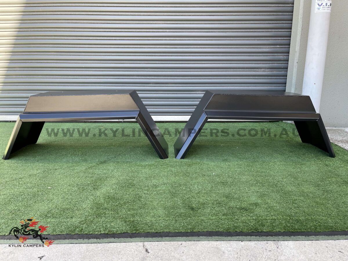 Flared Aluminium Wheel Guards in Black (3mm) (Pair) (Rope Rail Version