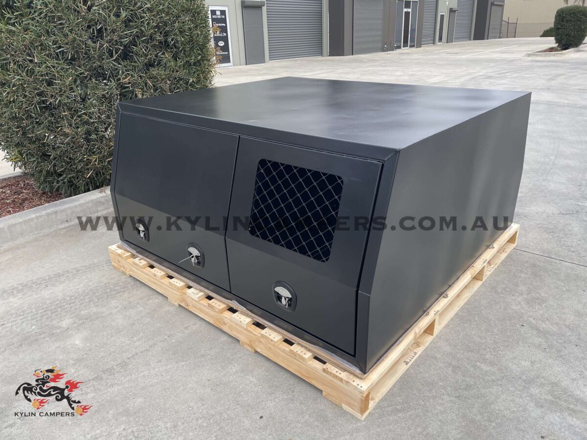 Dual Cab Black Alloy Ute Canopy with Dog BoxKylin Campers