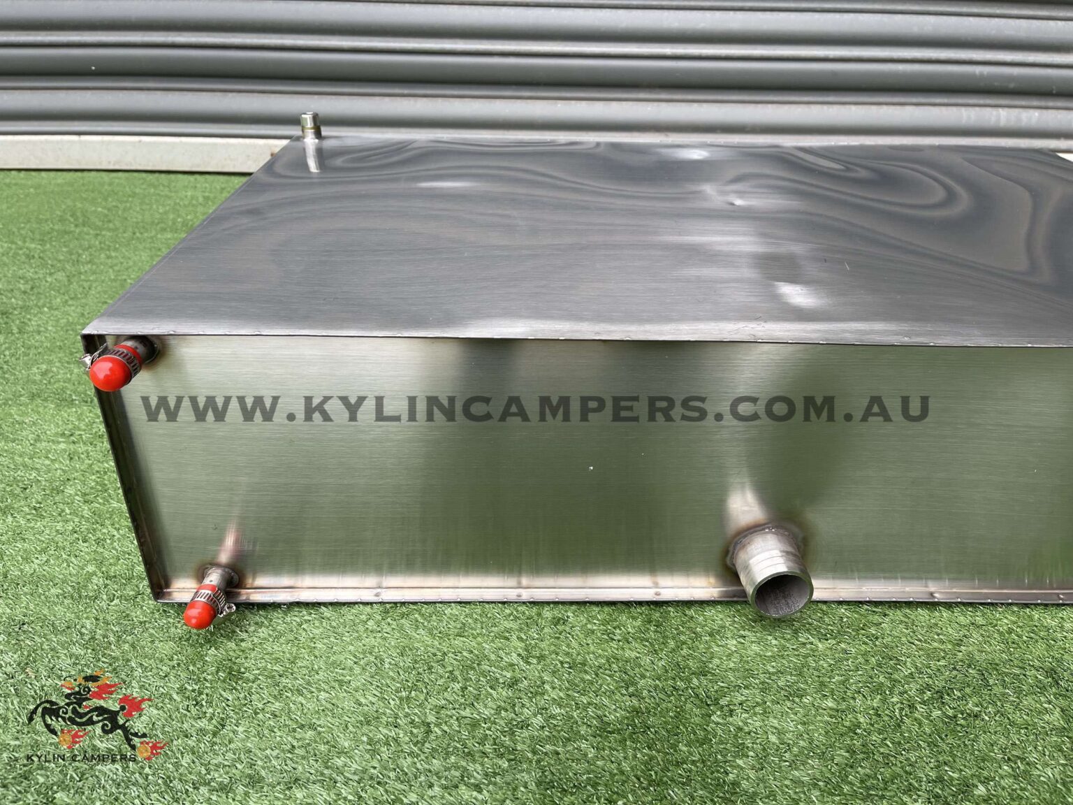 450mm Long Stainless Steel Water Tank for Ute Tray (57L) Kylin Campers