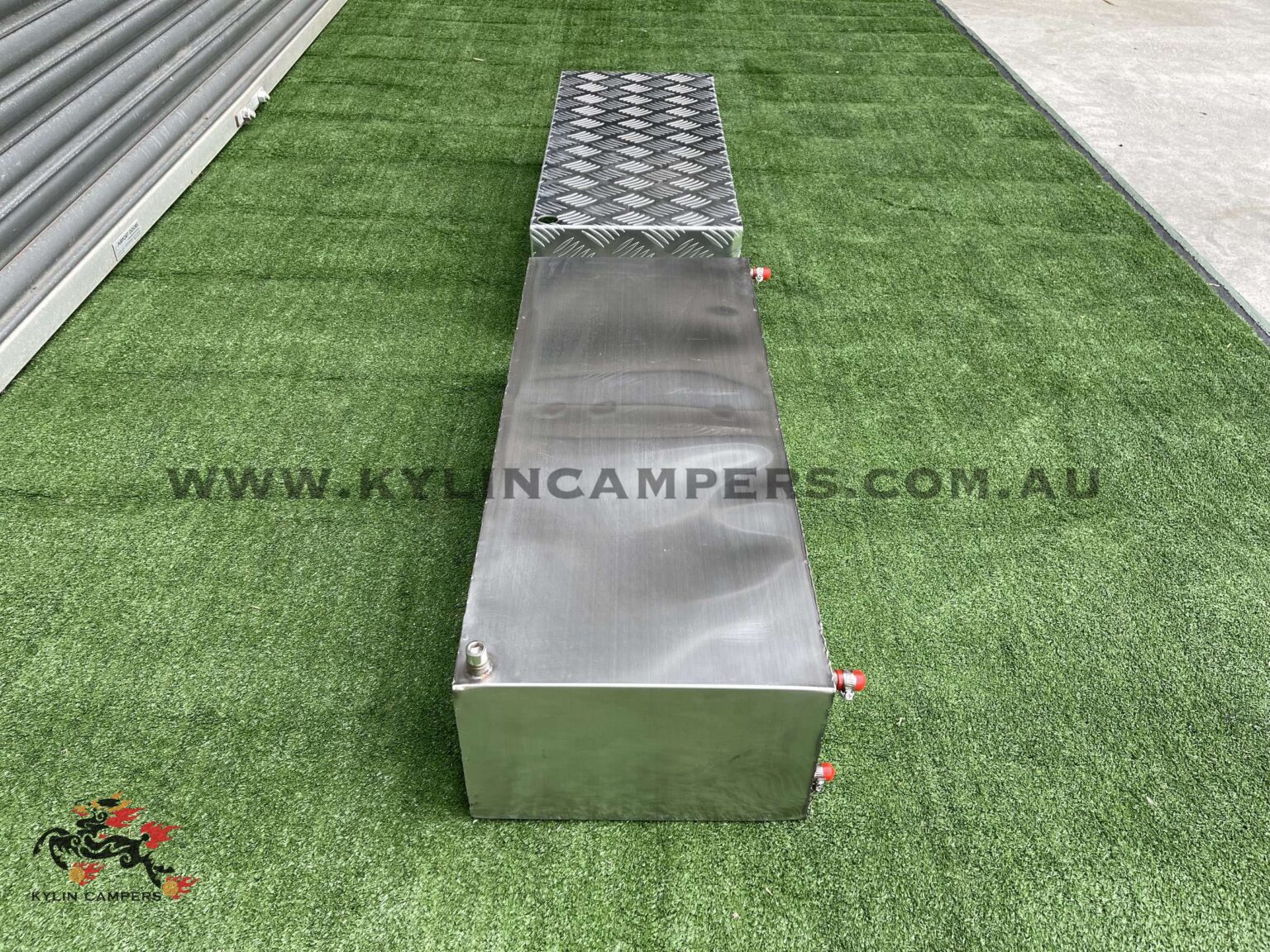 300mm Long Stainless Steel Water Tank for Ute Tray (37L) Kylin Campers